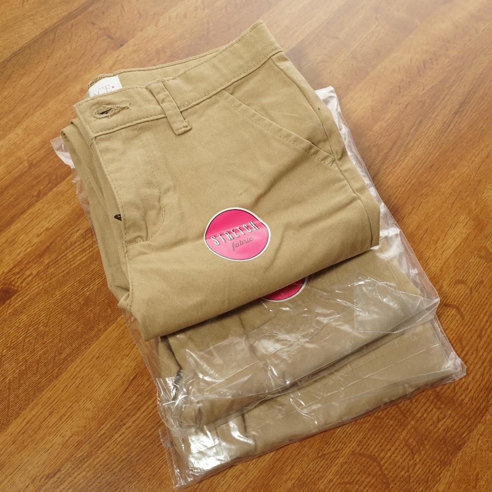 Children's Place Stretch Khaki Pants: Size 8